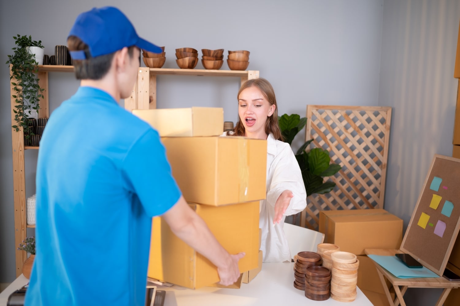 How Long-Distance Movers Can Make Your Move Easier - Brooker Movers